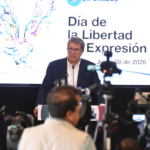 Monreal destaca papel del periodismo y refrenda defensa de la libertad de expresión