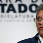 Ricardo Monreal pide esclarecer presunta retención de diputados de Morena en Coahuila