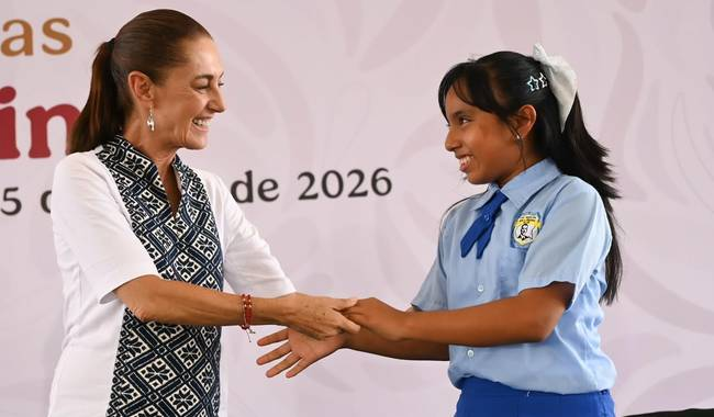 Claudia Sheinbaum anuncia protección para Mahahual y apuesta por el ecoturismo comunitario