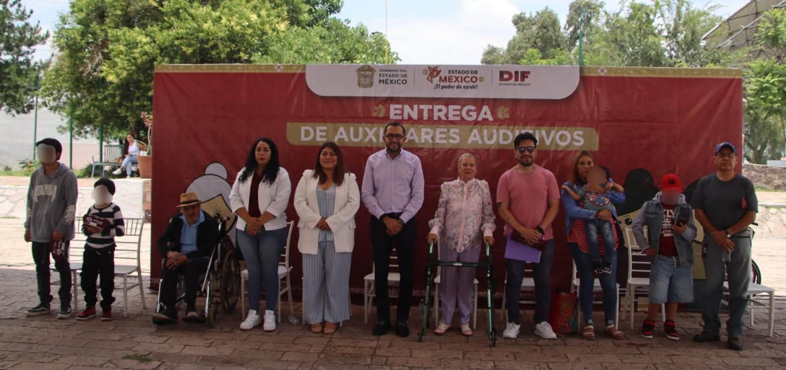 Entregan 363 auxiliares auditivos a personas de 12 municipios desde Cuautitlán Izcalli