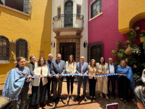Casa Chiapas exhibe el impacto social de “Chiapas Puede” y la labor alfabetizadora de la UNACH